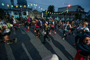 BIB: 
                            <button type="button" onclick="openModal(26233128)" class="btn btn-primary btn-sm float-right btn-popup" data-toggle="modal" data-target=".modal-high-quality">
                        <i class="fas fa-shopping-cart"></i> Add to Cart
                    </button>
                                            <button type="button" onclick="isThisMe(26233128, true)" class="btn btn-success btn-sm float-right btn-popup btn-isme hidden" data-toggle="tooltip" data-placement="bottom" title="นี่คือรูปของคุณใช่ไหม คลิกที่นี่เพื่อเอาเข้าอัลบั้ม">
                        <i class="fas fa-plus"></i> Add to album
                    </button>
                    <button type="button" onclick="isThisMe(26233128, false)" class="btn btn-warning btn-sm float-right btn-popup btn-isnotme hidden">
                        <i class="fas fa-ban"></i> Remove from album
                    </button>